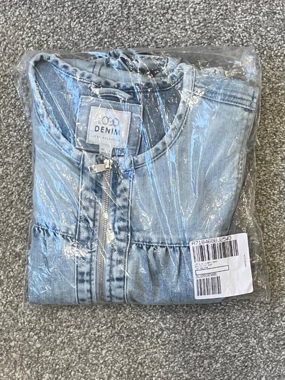 LOGO by Lori Goldstein Seamed Denim Zip Front Jacket (NWT) - Picture 2 of 5
